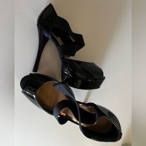 Jessica Simpson - Patent Leather Black High Heel (Size 8.5)